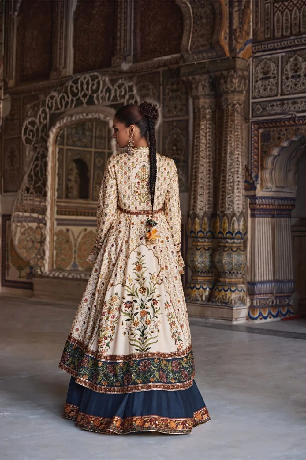 MEHNAZ